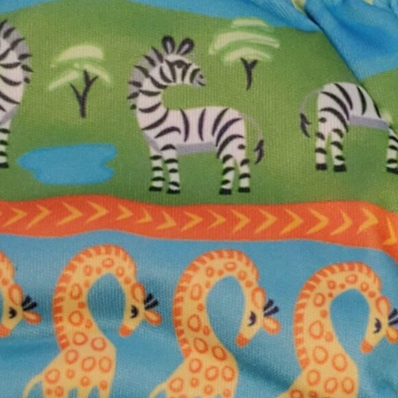 iPlay Swim Diaper Green Animal Print Size 6M – Reusable Infant Swimsuit Diaper - Picture 4 of 6